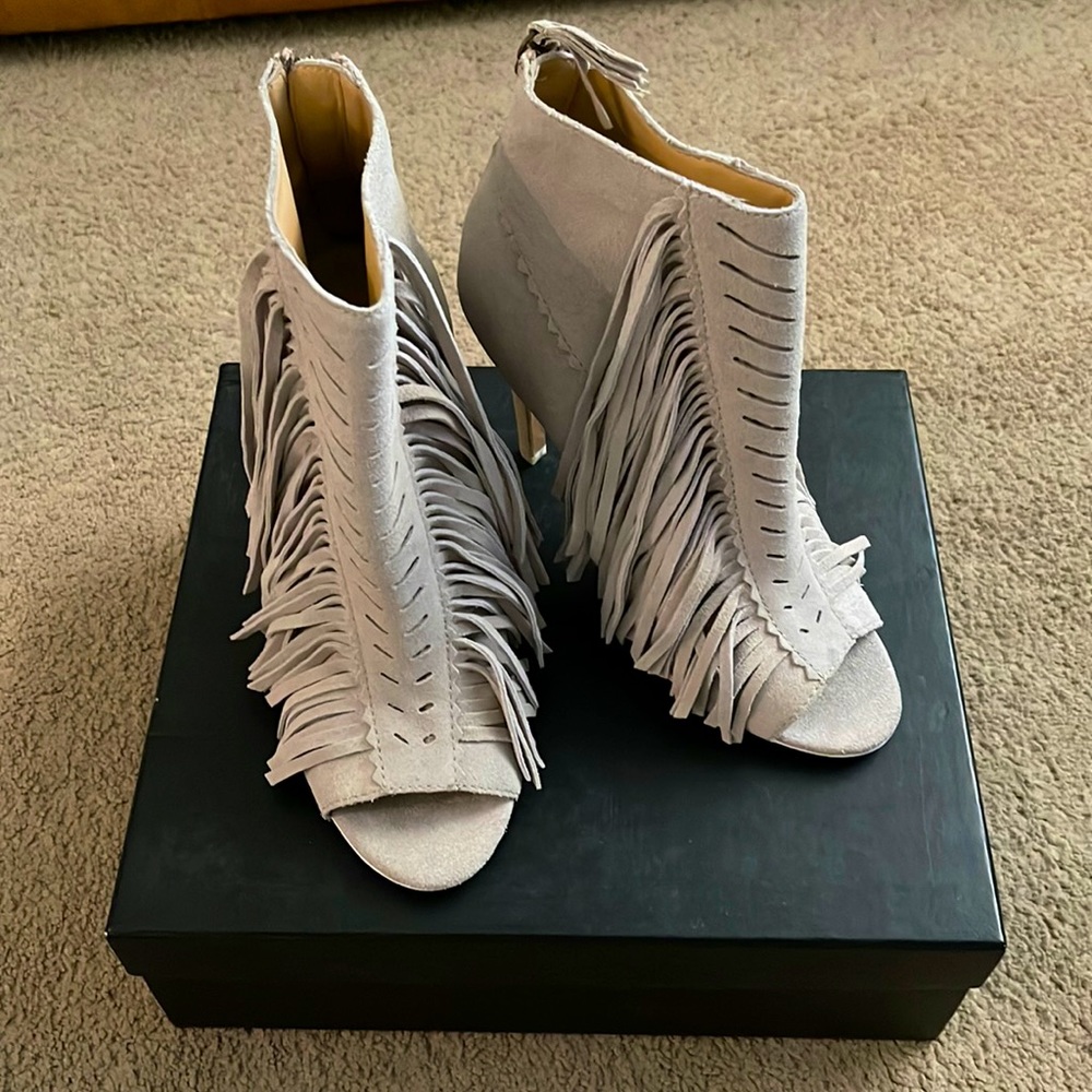 Joes fringe boots size 7.5 NIB